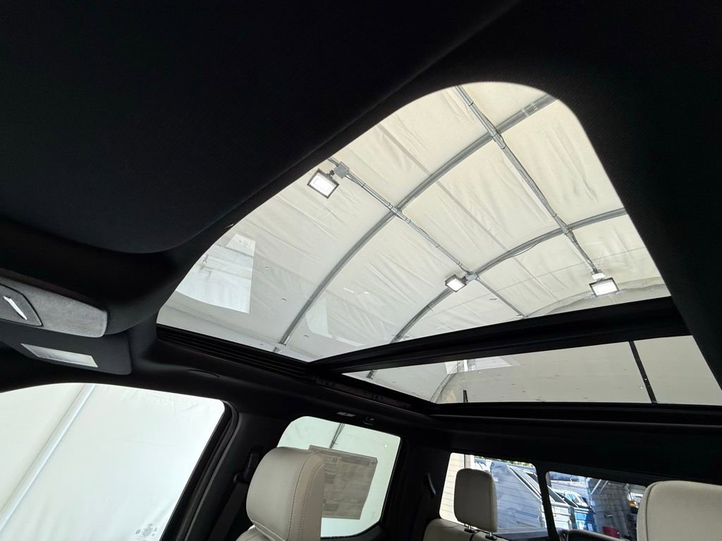 New 2025 Ford F150 Lightning Platinum image 44