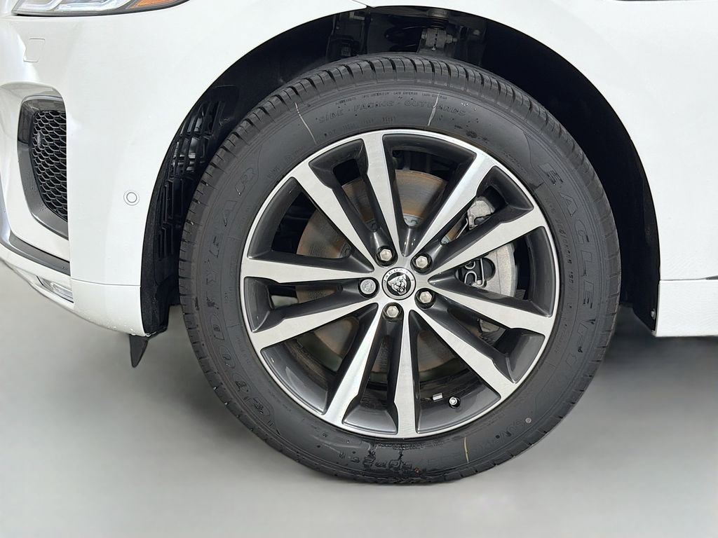 New 2026 Jaguar F-PACE R-Dynamic S AWD/4WD image 33
