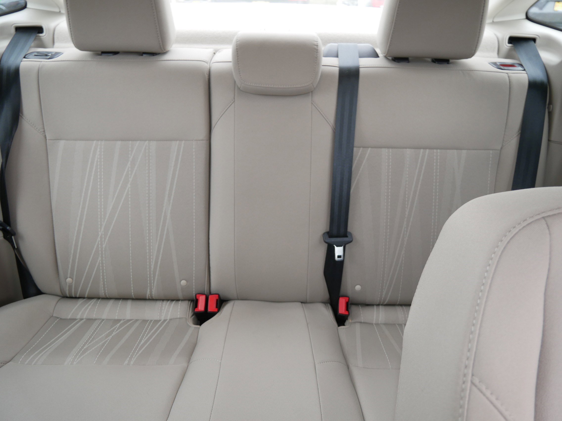 Used 2018 Ford Focus SE w/ Cold Weather Package image 13