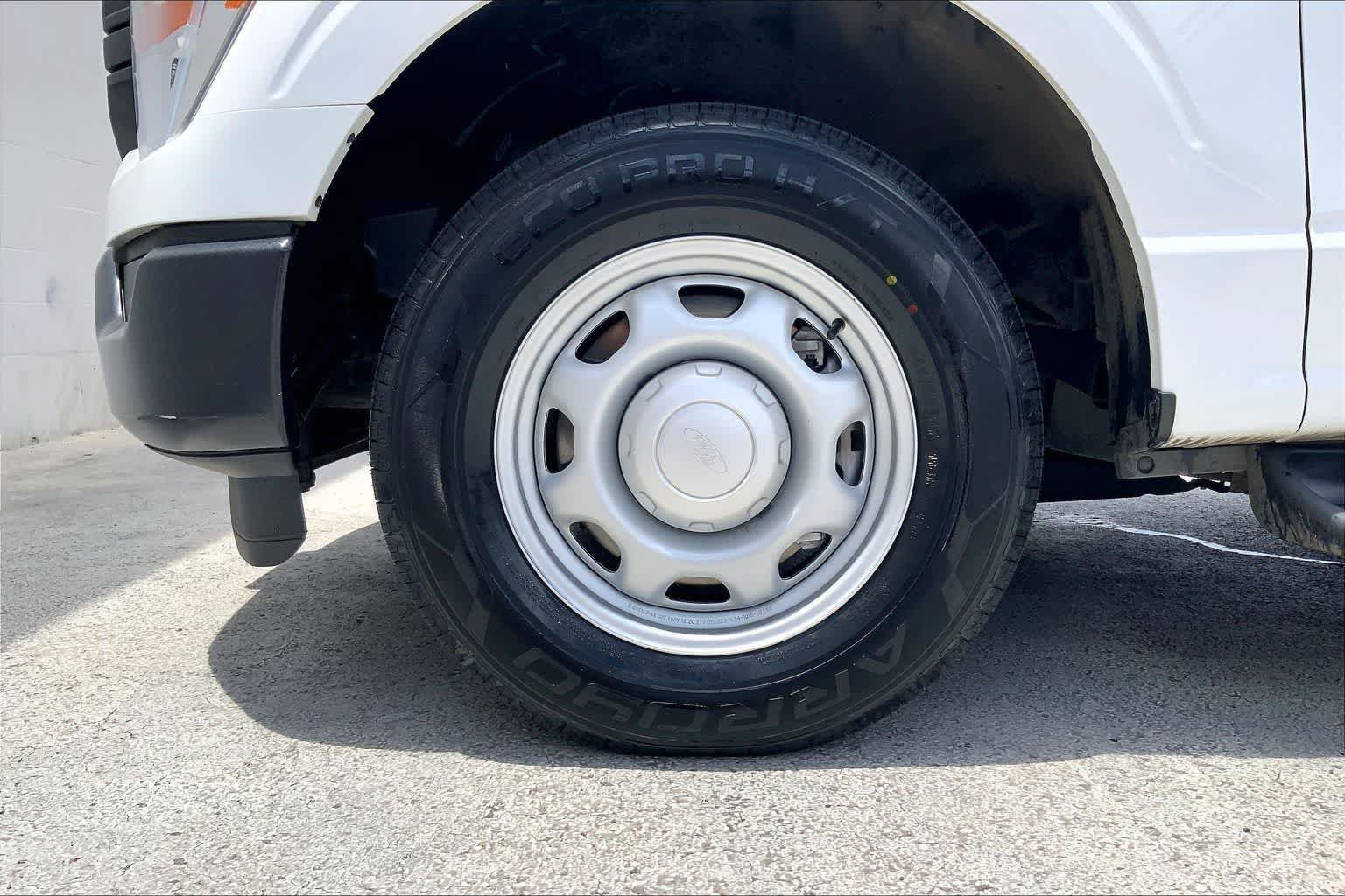 Used 2022 Ford F150 XL w/ Equipment Group 101A High RWD image 8