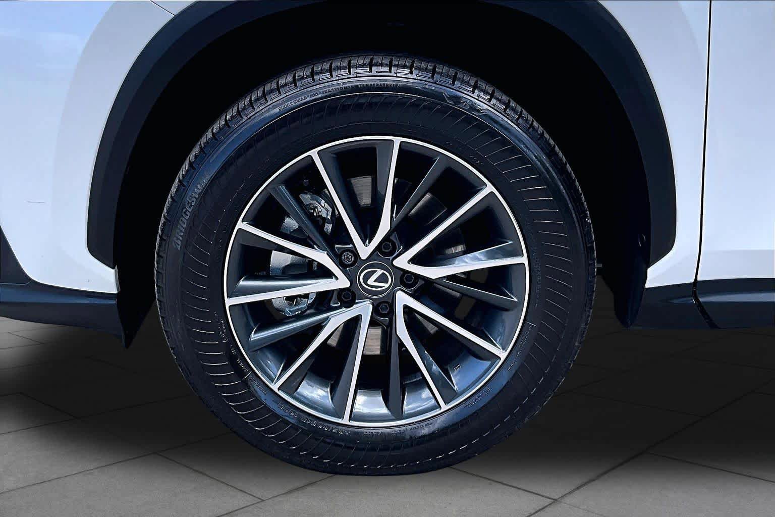 Used 2025 Lexus NX 250 FWD w/ Cold Area Package image 11