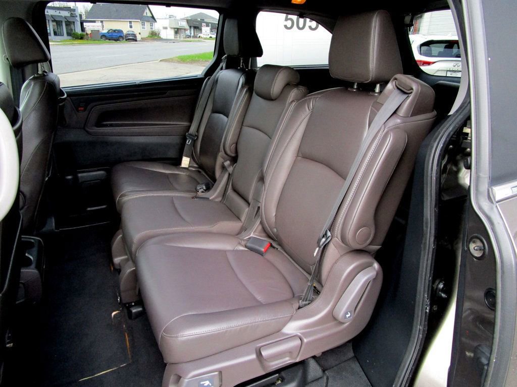 Used 2022 Honda Odyssey Touring image 17