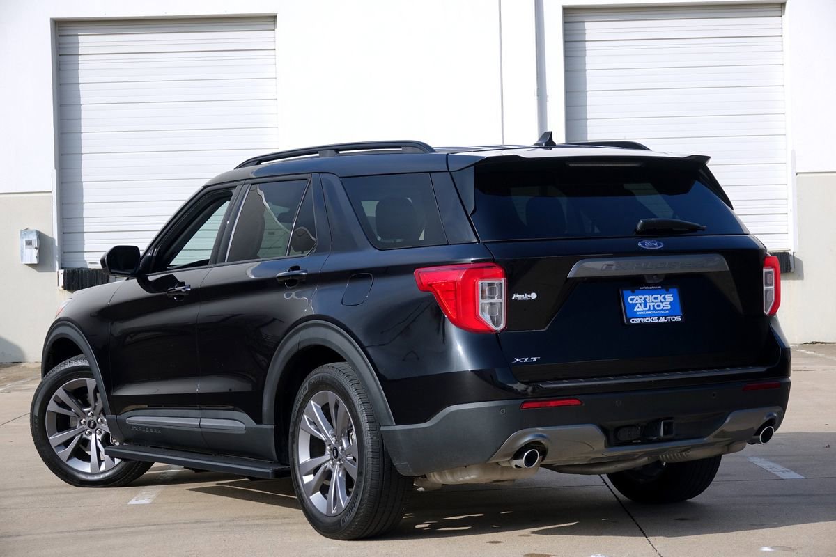 Used 2023 Ford Explorer XLT w/ Equipment Group 202A image 4
