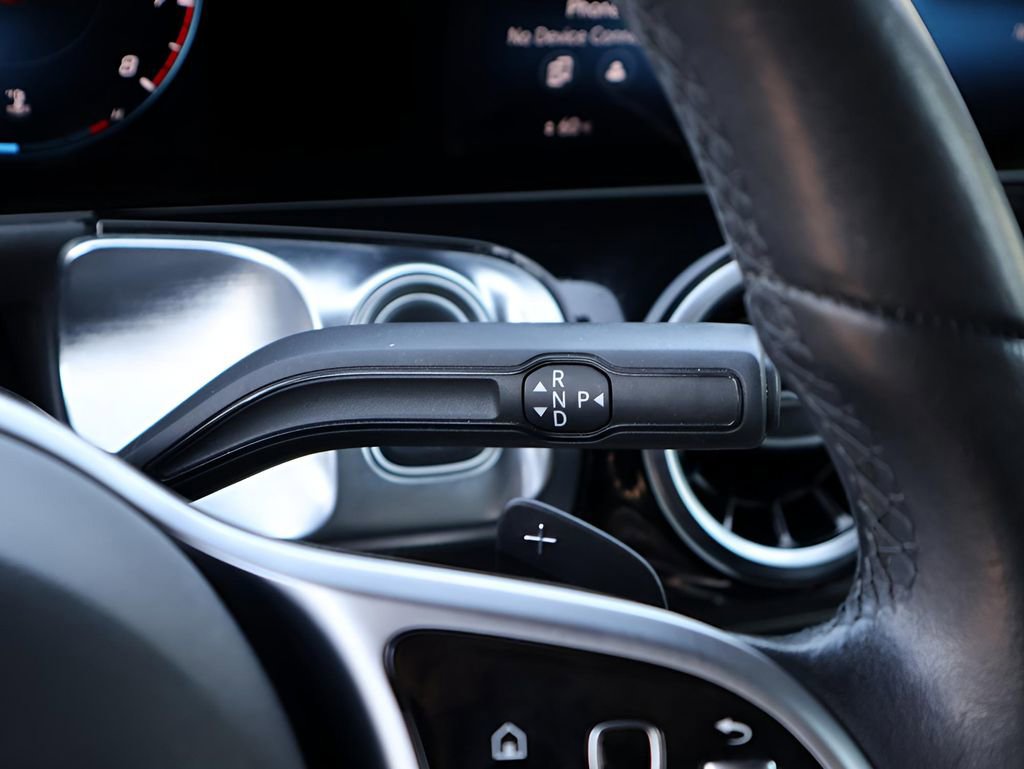 Used 2020 Mercedes-Benz GLB 250 4MATIC image 33