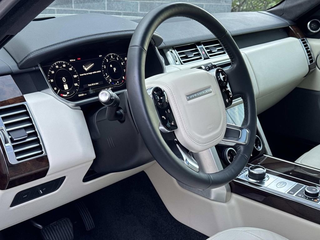 Used 2020 Land Rover Range Rover HSE AWD/4WD image 22