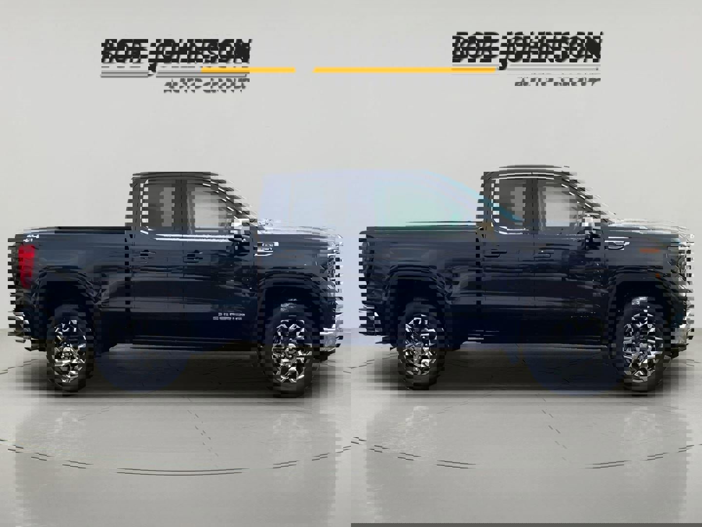 New 2025 GMC Sierra 1500 SLE w/ Preferred Package image 8