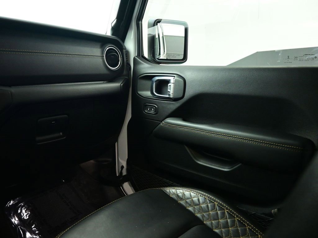 Used 2021 Jeep Wrangler Unlimited Sahara image 15