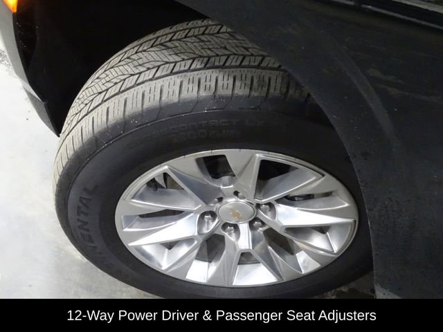 Used 2024 Chevrolet Suburban Premier AWD/4WD image 38