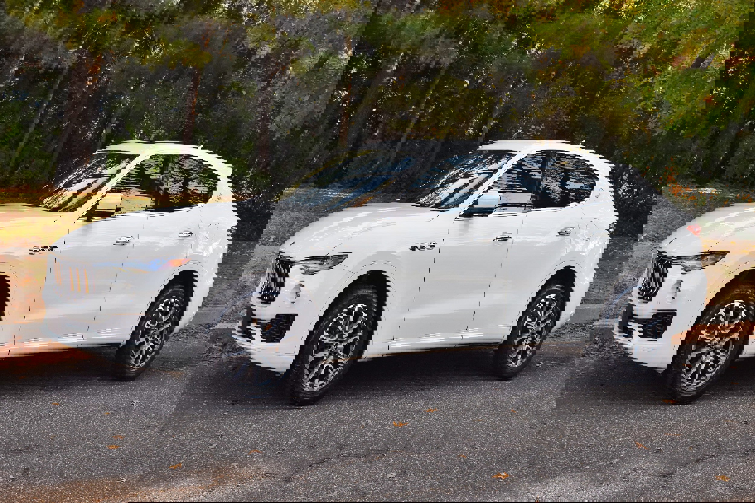 Used 2021 Maserati Levante GranSport image 2