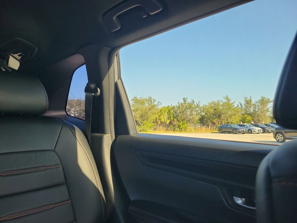 Used 2024 Honda CR-V Sport-L image 14