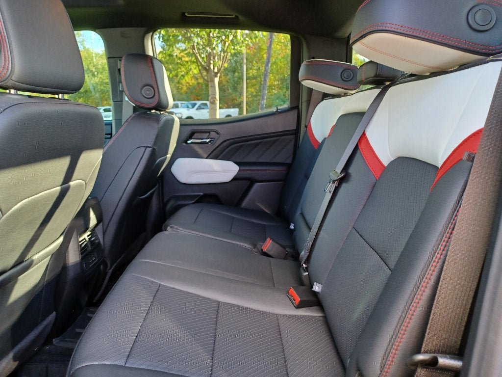 Used 2024 GMC Canyon AT4X w/ AT4X AEV Edition AWD/4WD image 29