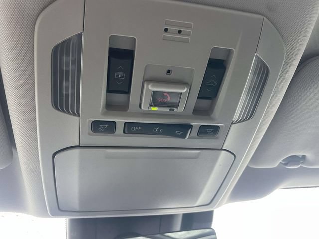 Used 2021 Toyota Highlander Platinum FWD image 33