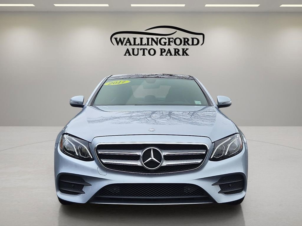 Used 2017 Mercedes-Benz E 300 4MATIC image 2