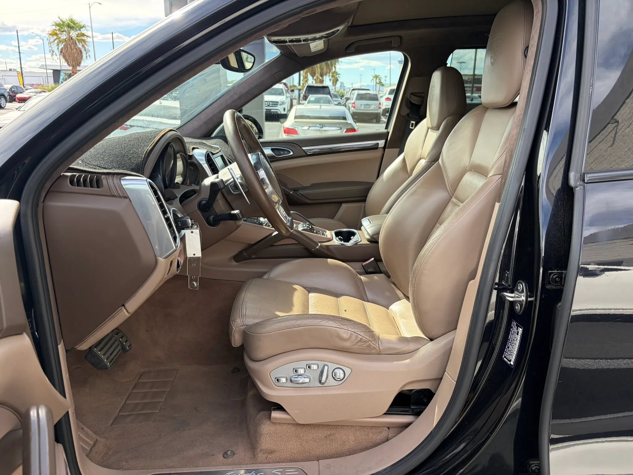 Used 2014 Porsche Cayenne Turbo S AWD/4WD image 10