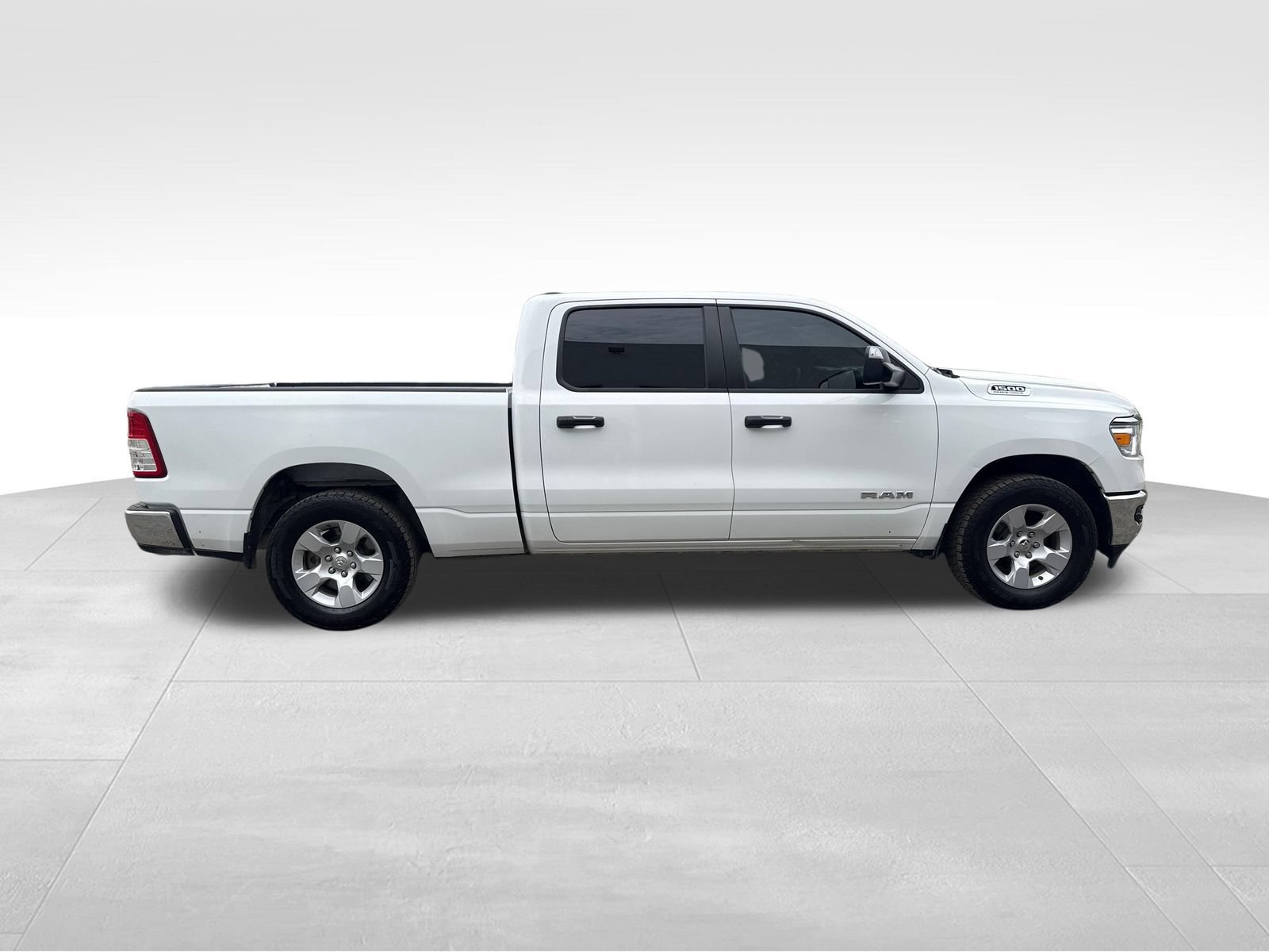 Used 2023 RAM 1500 Big Horn AWD/4WD image 6