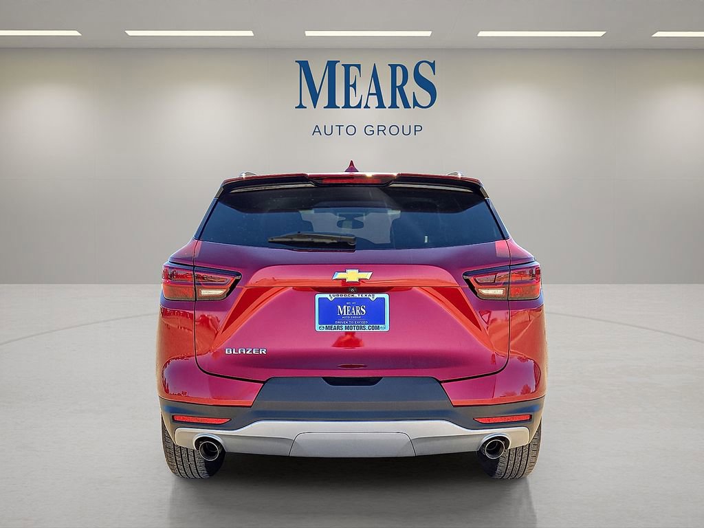 Used 2024 Chevrolet Blazer LT w/ Convenience Package image 4