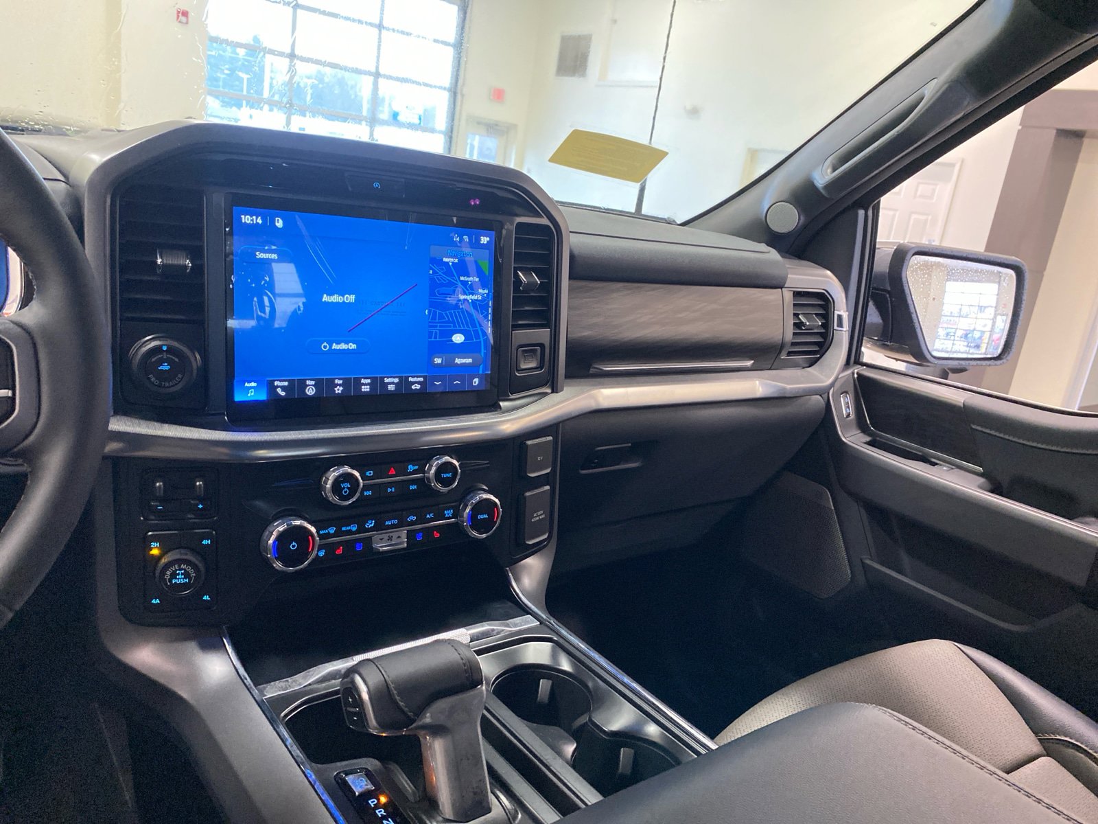 New 2026 Ford F150 Lariat w/ Equipment Group 501A Mid image 19