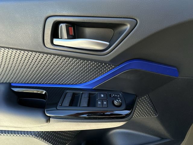 Used 2021 Toyota C-HR XLE image 21