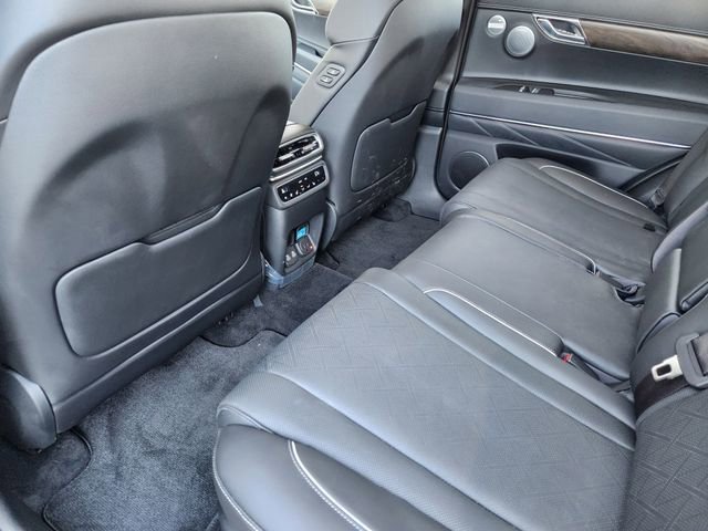 Used 2025 Genesis GV80 2.5T Prestige image 22