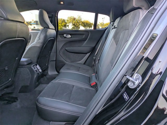 Certified 2023 Volvo C40 P8 Recharge Plus image 27