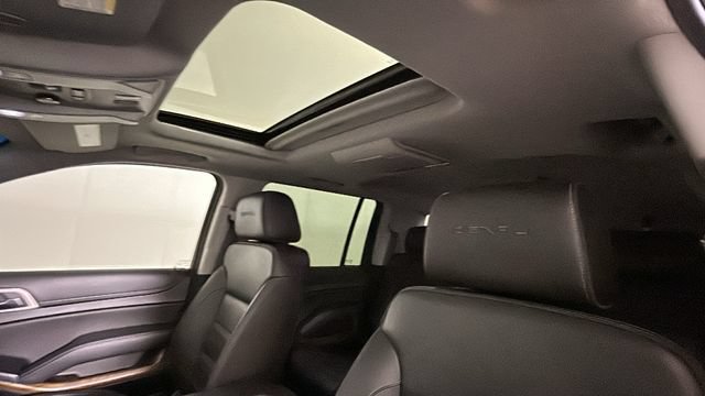 Used 2019 GMC Yukon XL Denali w/ Denali Ultimate Package AWD/4WD image 12