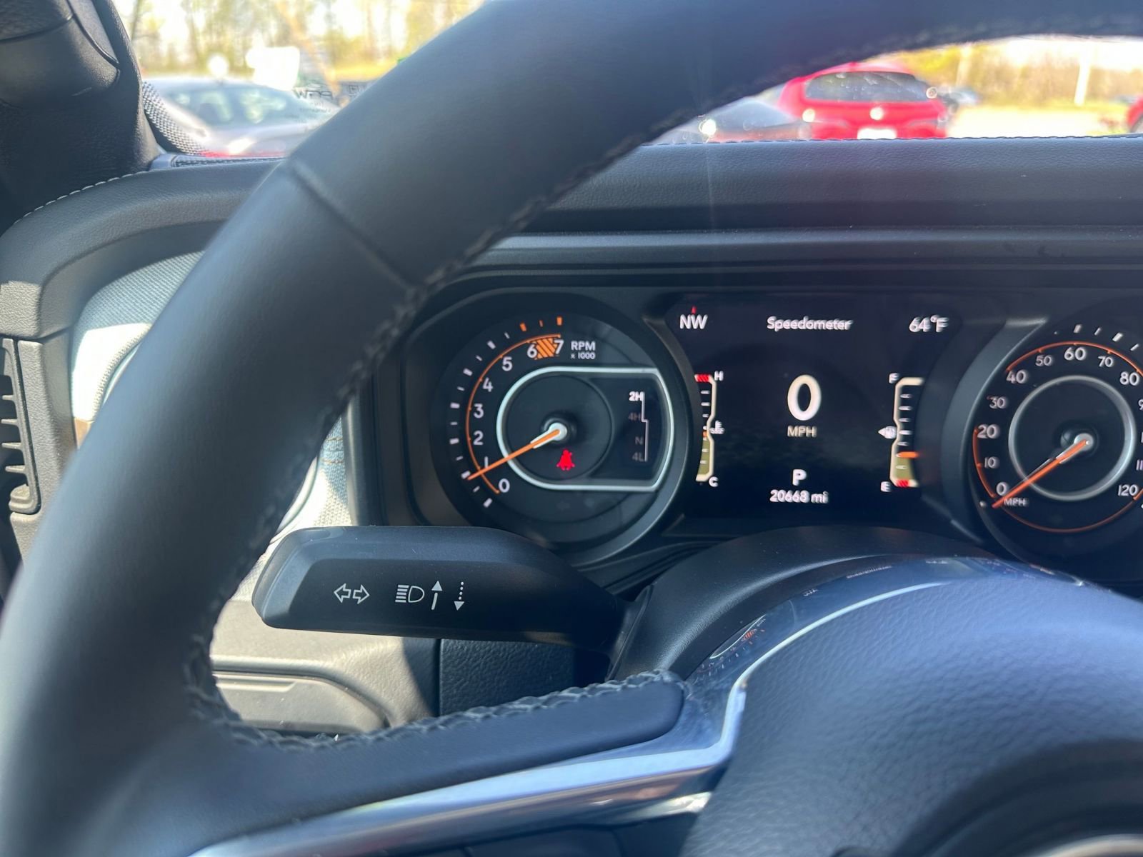 Used 2025 Jeep Wrangler Sahara image 34