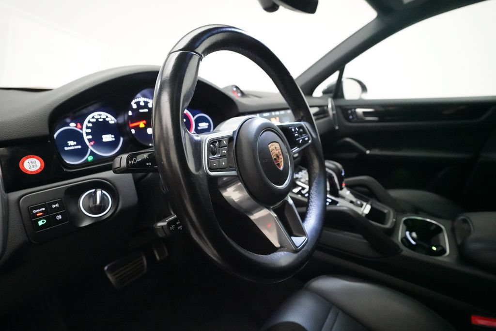 Used 2020 Porsche Cayenne S AWD/4WD image 14