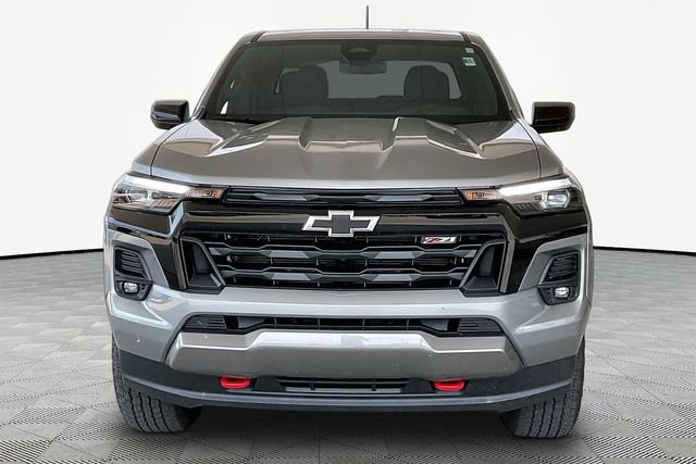 Used 2023 Chevrolet Colorado Z71 w/ Advanced Trailering Package AWD/4WD image 2