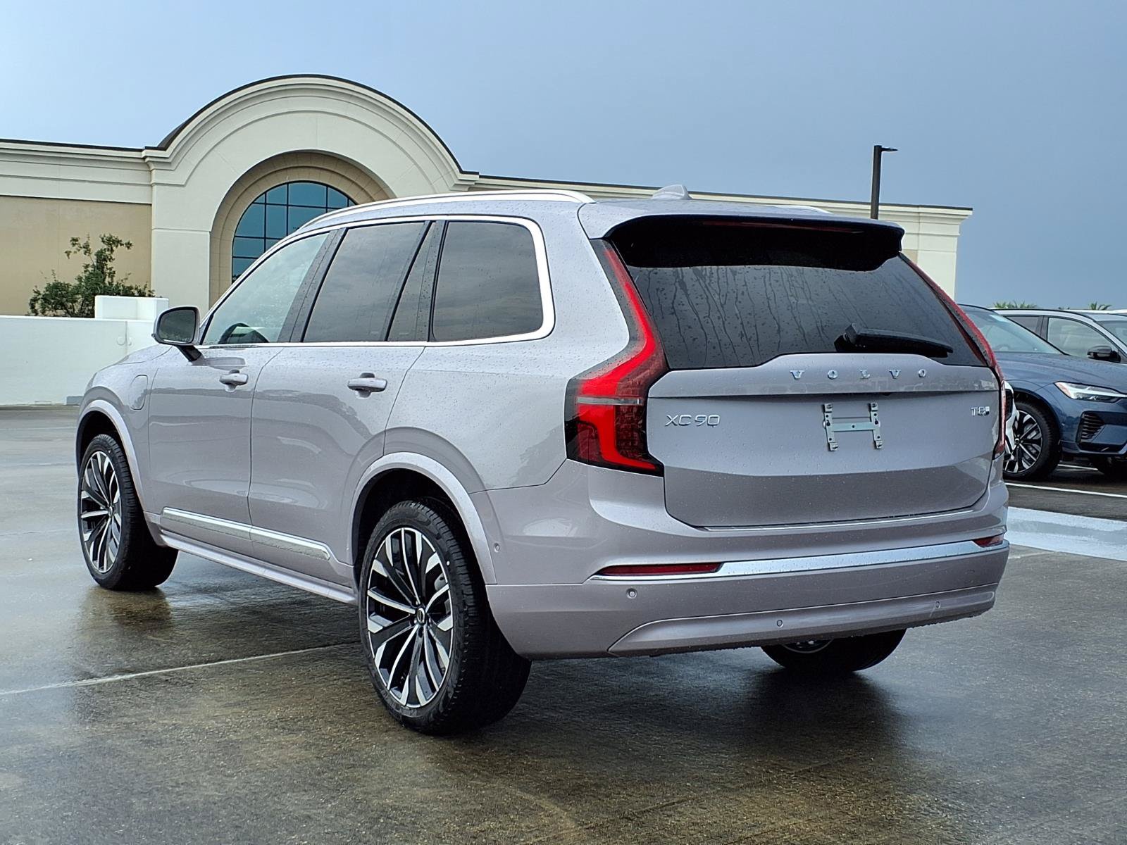 New 2026 Volvo XC90 T8 Ultra w/ Protection Package Premier AWD/4WD image 5
