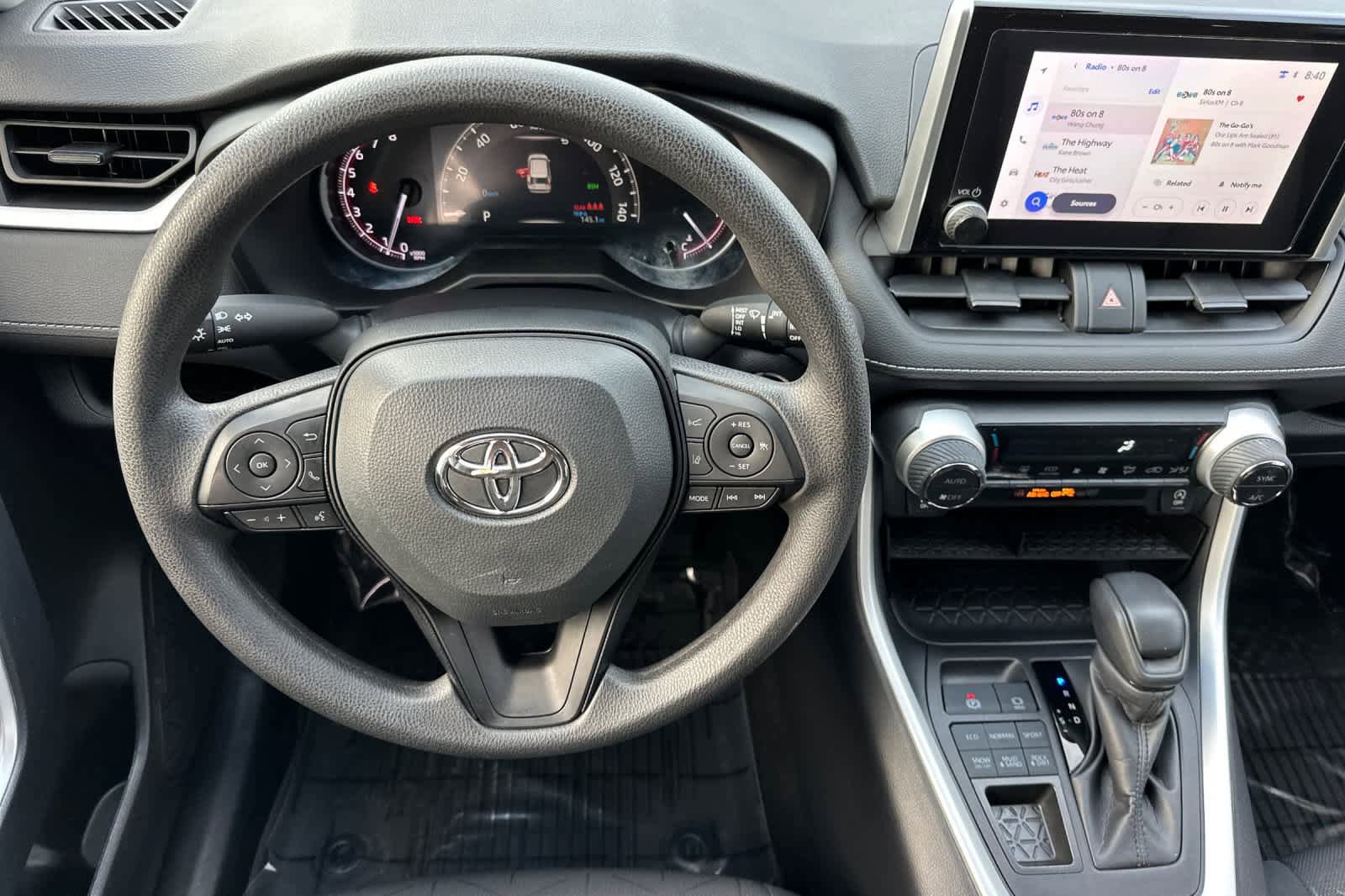 Used 2024 Toyota RAV4 XLE w/ Convenience Package image 14