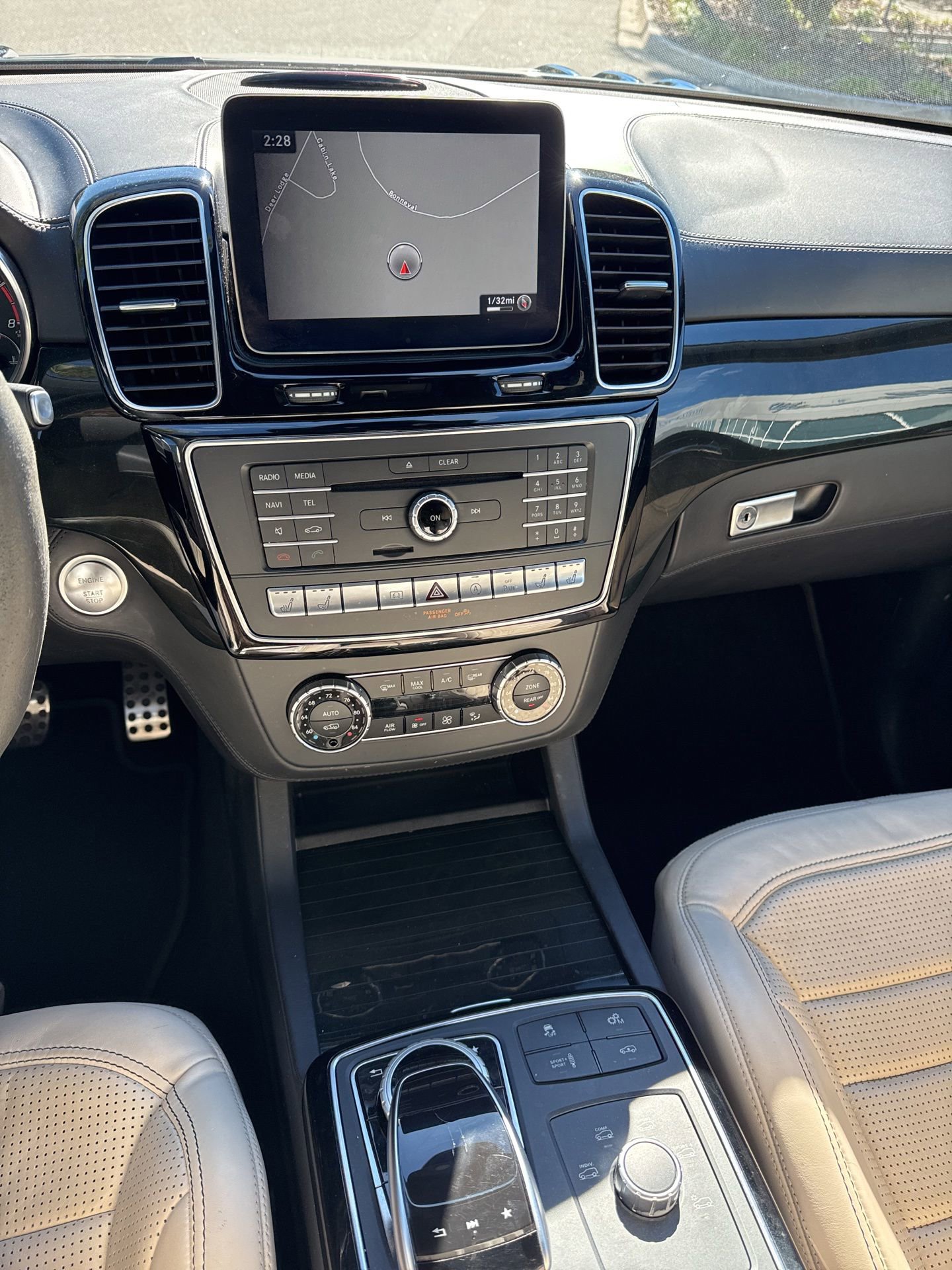 Used 2018 Mercedes-Benz GLS 63 AMG 4MATIC image 32