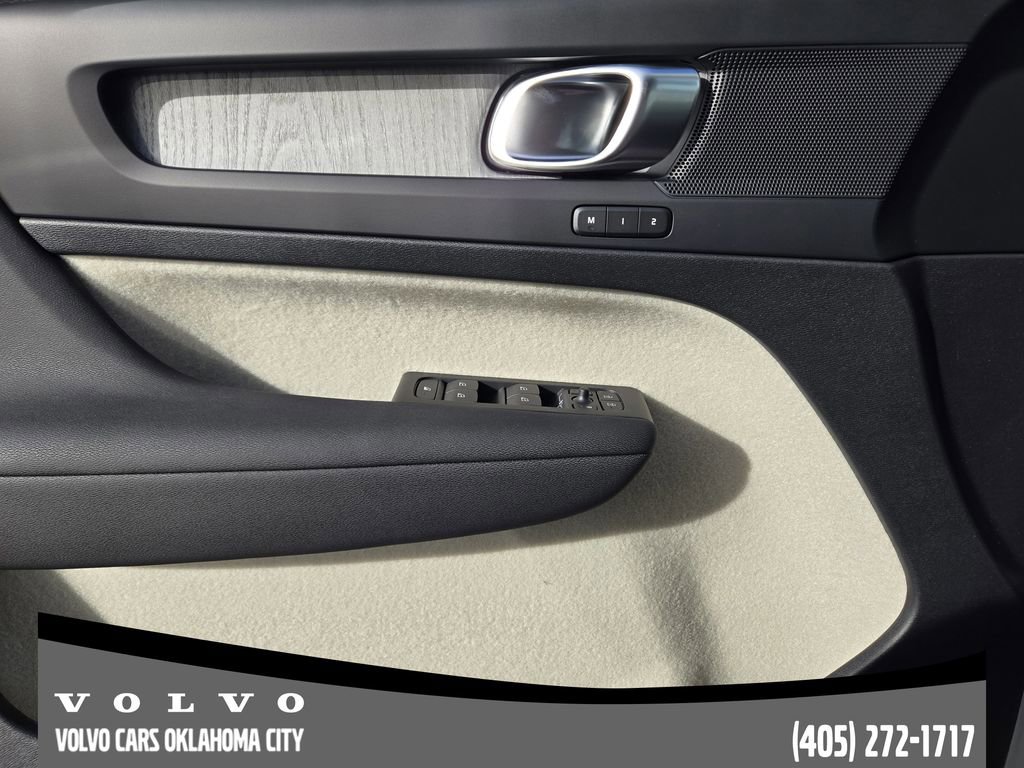 New 2026 Volvo XC40 B5 Plus w/ Protection Package Premier image 24