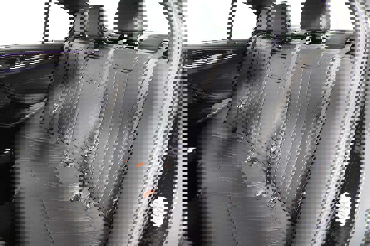 Used 2023 BMW 530e 530e w/ M Sport Package image 33