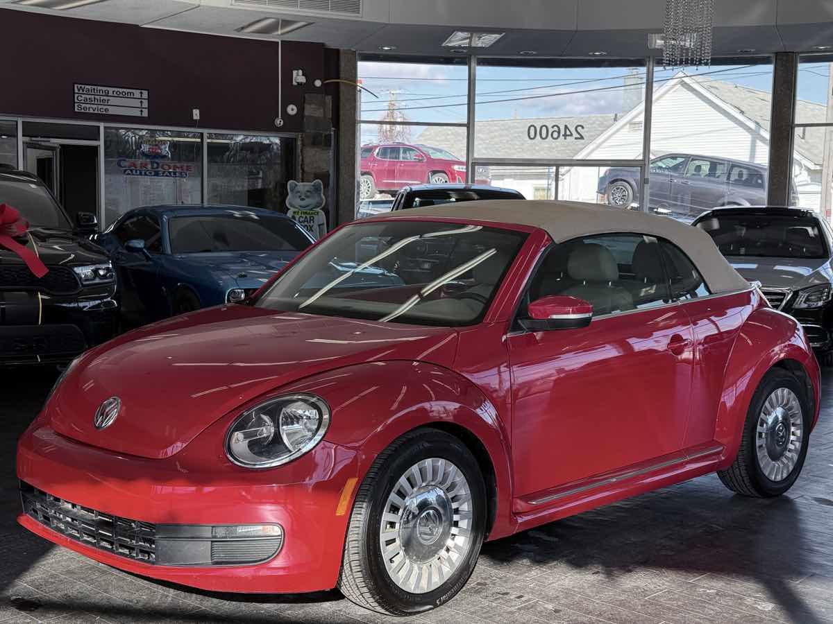 Used 2016 Volkswagen Beetle 1.8T S image 2