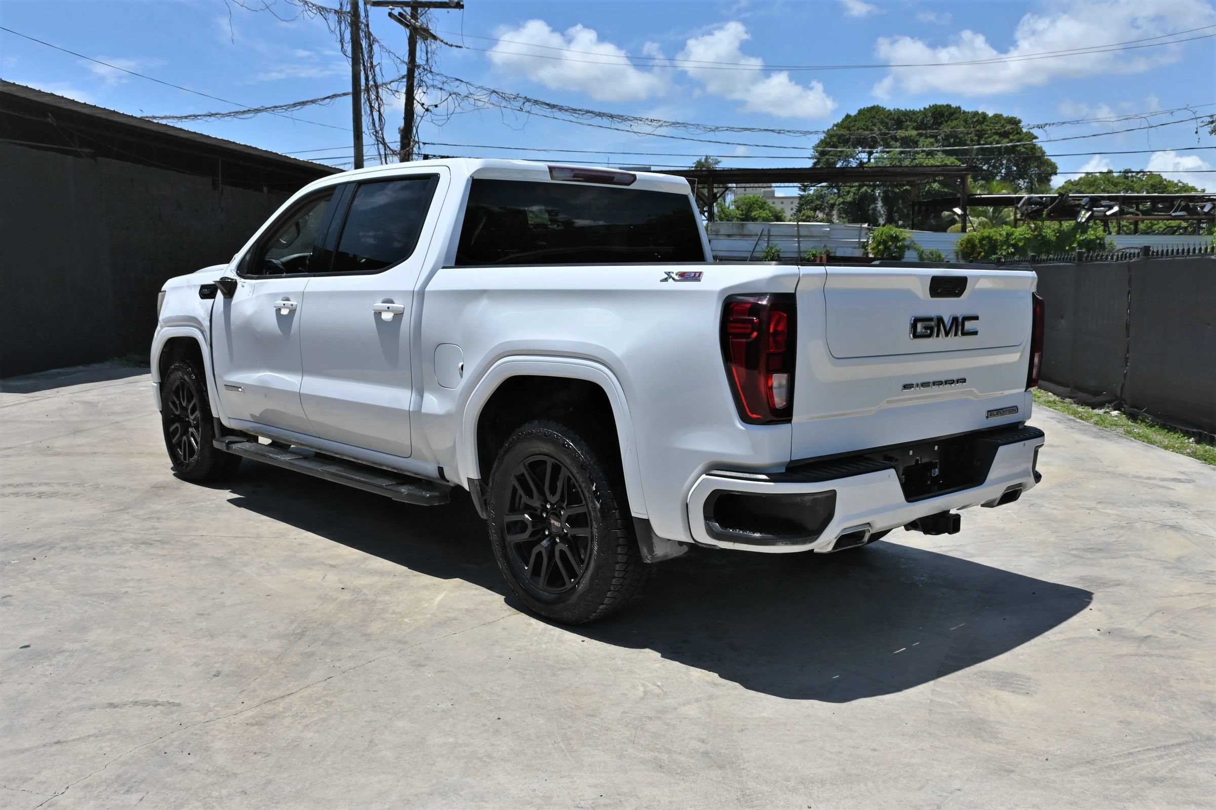 Used 2021 GMC Sierra 1500 Elevation AWD/4WD image 4