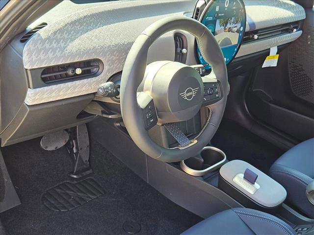 Used 2025 MINI Cooper S image 3