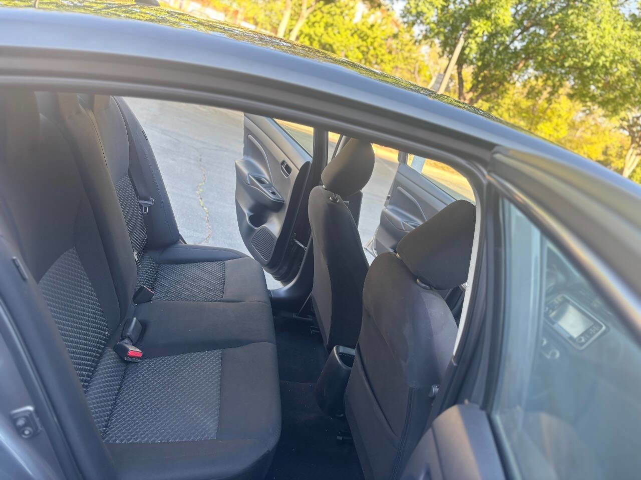 Used 2021 Nissan Versa S image 9