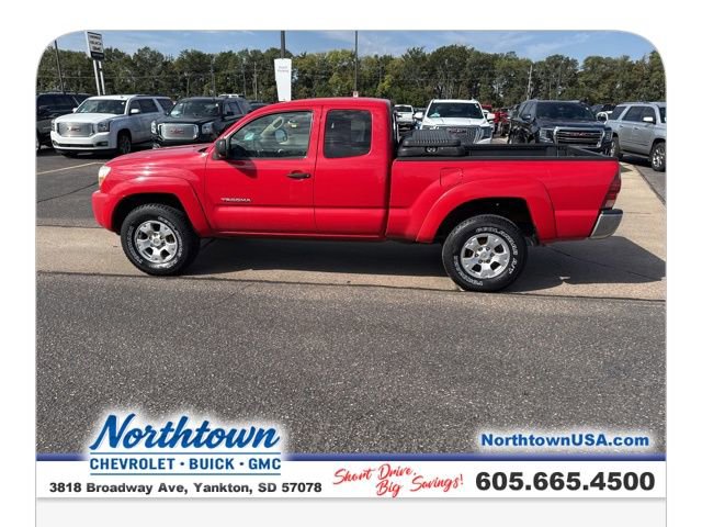 Used 2005 Toyota Tacoma PreRunner image 8