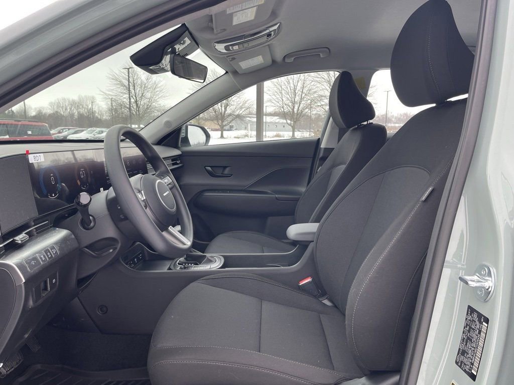 New 2026 Hyundai Kona SE image 5