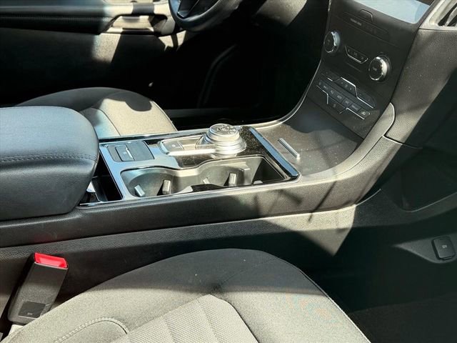 Used 2020 Ford Edge SE AWD/4WD image 24