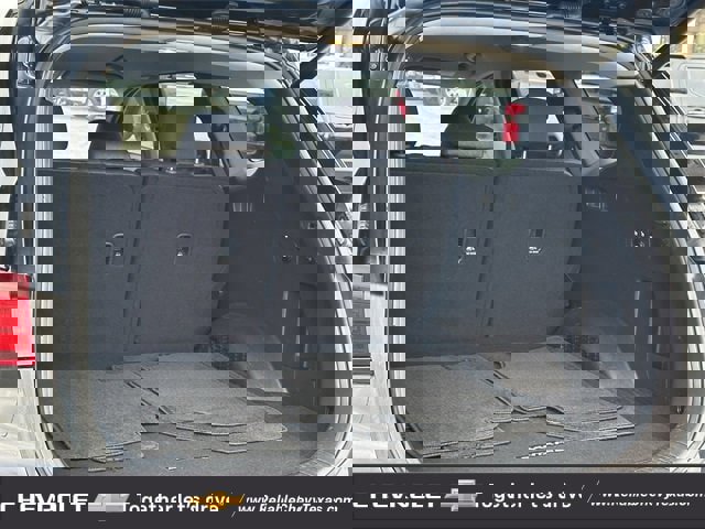 Used 2020 Hyundai Santa Fe SEL w/ Convenience Package image 32