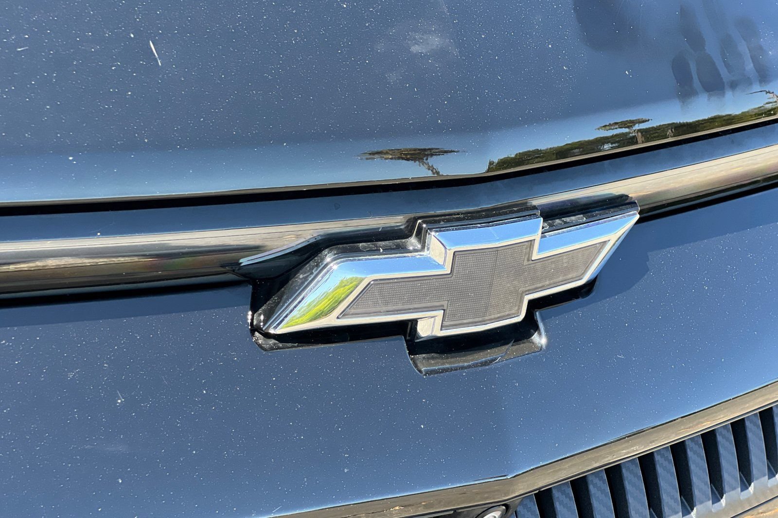 Used 2024 Chevrolet Equinox EV RS FWD image 8