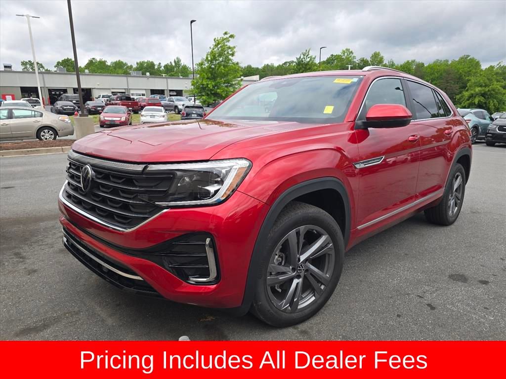 Used 2024 Volkswagen Atlas Cross Sport SEL R-Line AWD/4WD image 3