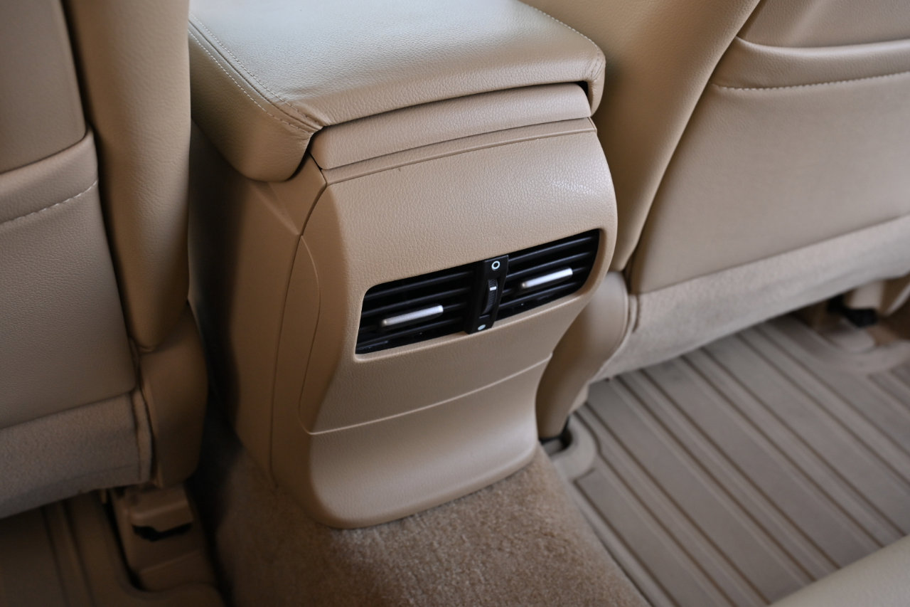 Used 2011 Honda Accord EX-L image 31