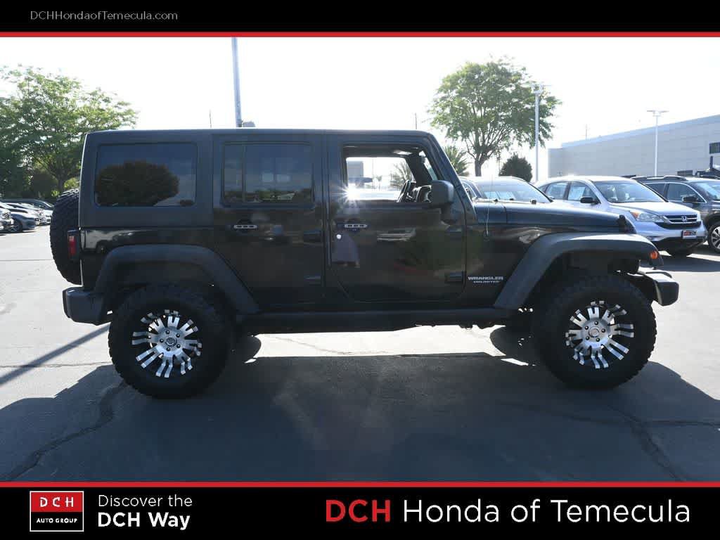 Used 2011 Jeep Wrangler Unlimited Rubicon w/ Trailer Tow Group AWD/4WD image 5