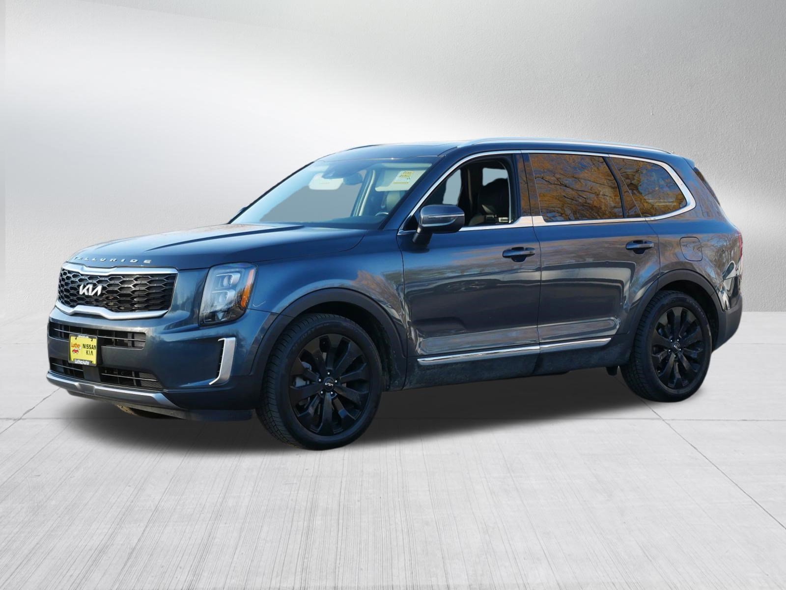 Certified 2022 Kia Telluride EX w/ EX Premium Package image 3