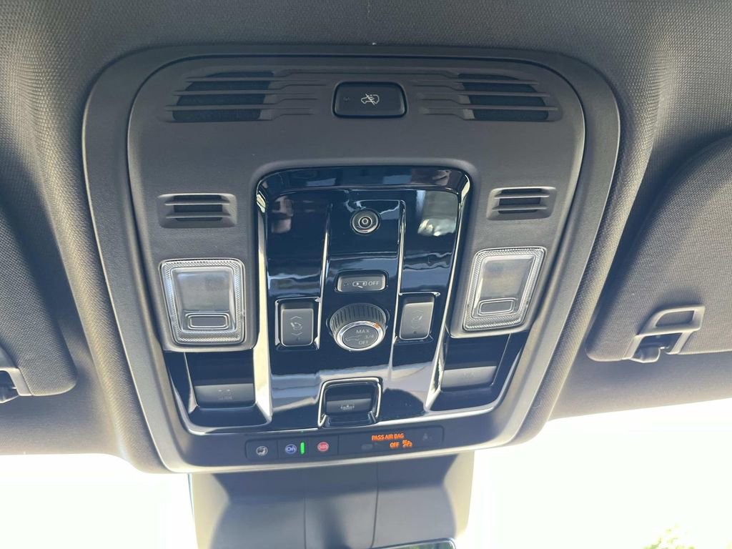 Used 2025 Cadillac Escalade Premium Luxury w/ Touring Package AWD/4WD image 36