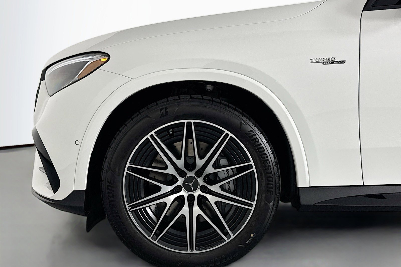 New 2026 Mercedes-Benz GLC 43 AMG 4MATIC Coupe image 9