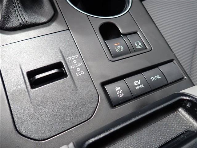 Used 2020 Toyota Highlander LE AWD/4WD image 19