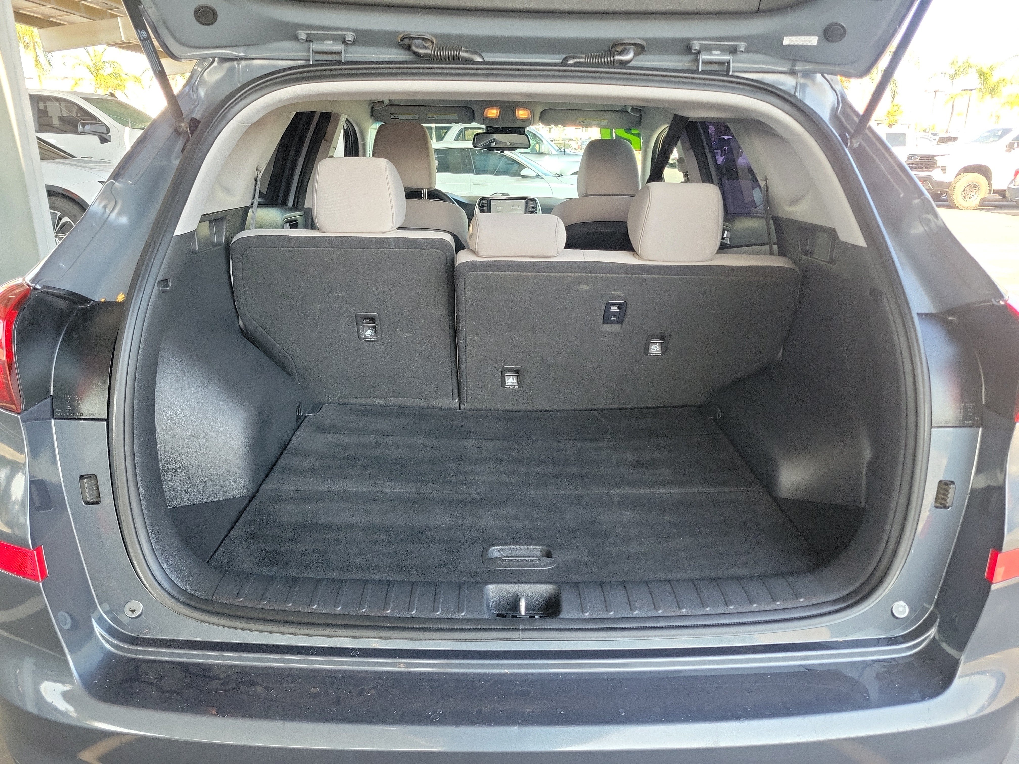 Certified 2021 Hyundai Tucson Value FWD image 28